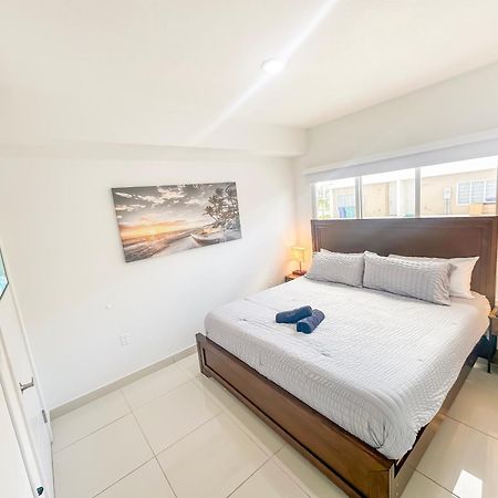 Vacay Spot Experience Luna Sky! 65" Tv Bar, Bbq, Shower Massage Jets, Music, Go To Fl Keys Homestead Eksteriør bilde