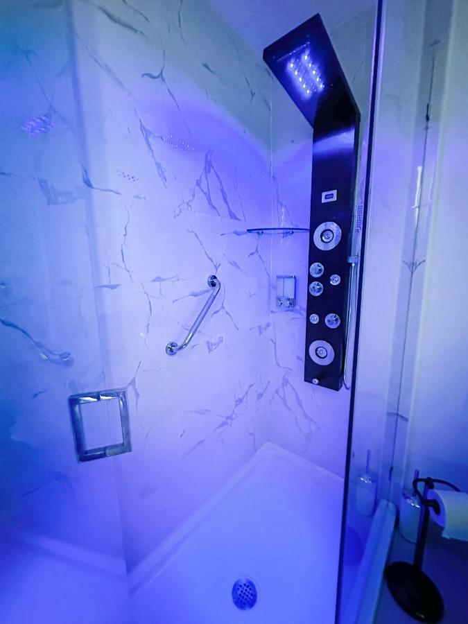 Vacay Spot Experience Luna Sky! 65" Tv Bar, Bbq, Shower Massage Jets, Music, Go To Fl Keys Homestead Eksteriør bilde