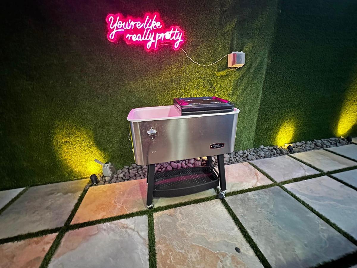 Vacay Spot Experience Luna Sky! 65" Tv Bar, Bbq, Shower Massage Jets, Music, Go To Fl Keys Homestead Eksteriør bilde