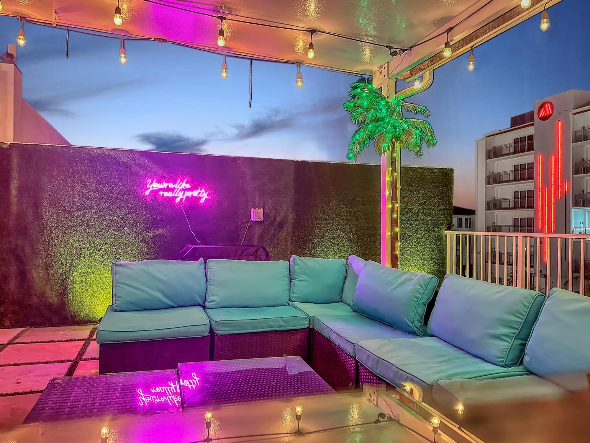 Vacay Spot Experience Luna Sky! 65" Tv Bar, Bbq, Shower Massage Jets, Music, Go To Fl Keys Homestead Eksteriør bilde