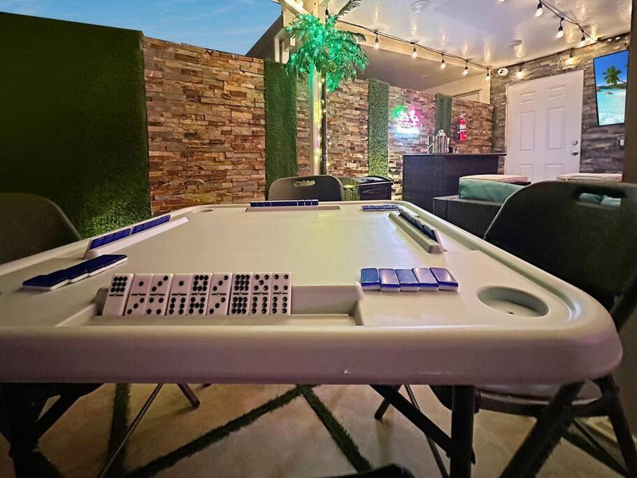 Vacay Spot Experience Luna Sky! 65" Tv Bar, Bbq, Shower Massage Jets, Music, Go To Fl Keys Homestead Eksteriør bilde